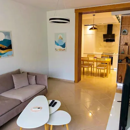 Beautiful - Lungomare -vlore-albania Apartment