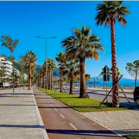 Beautiful Lungomare * Vlorë